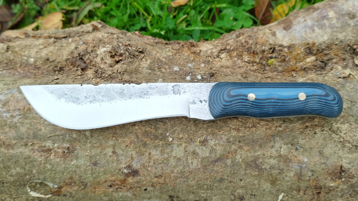 Un couteau de table pour Hyppolite