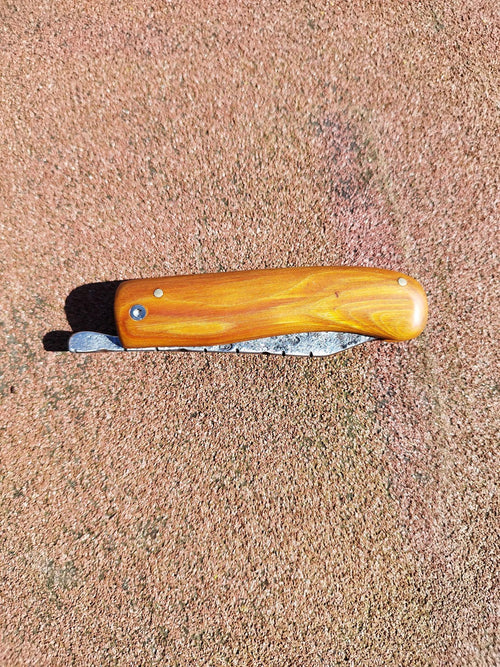 Baroudeur Acier Carbone Érable Jaune Stabilisation Maison