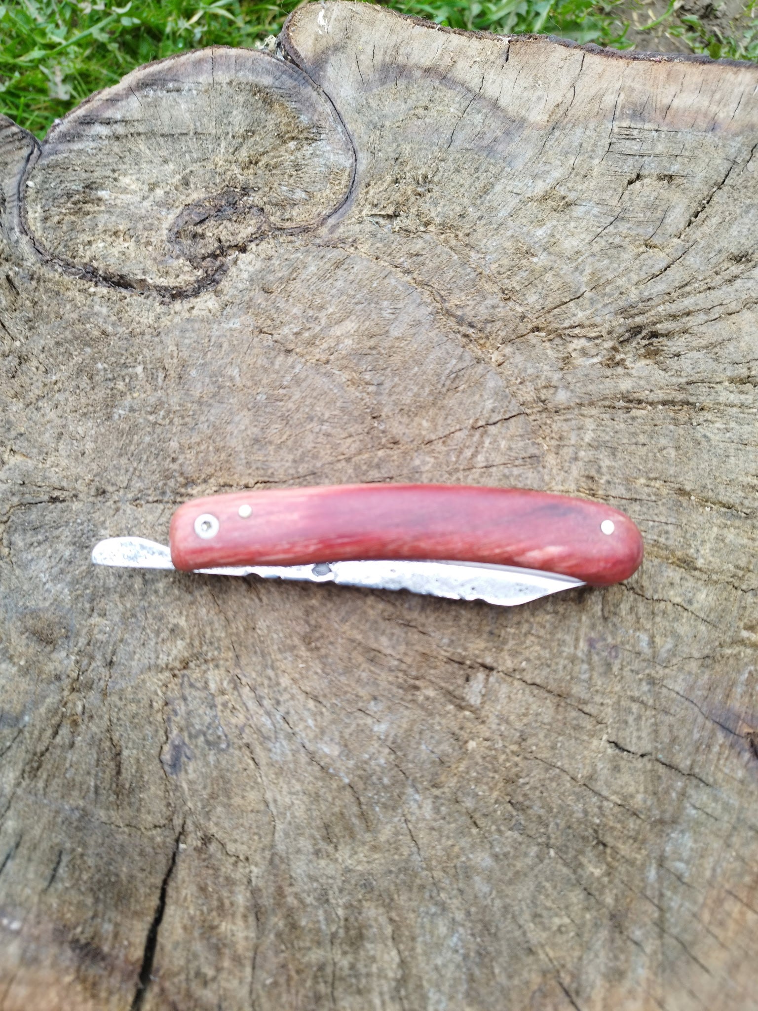 Grand Predallien : Manche en Bouleau échauffé rouge stabilisation maison