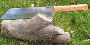 scramasaxe,, couteau, coutelas, pangermanique, viking, saxonne, wisigothique, semi-long, long tranchant, tranchant, affûtage, manche en chêne 40 ans, bois, chêne, garde, laforegaseb calvados, la forge à seb, forgeron, forge, coutellerie, coutelier, charbon, feu, calvados, Normandie, www.laforgeaseb.fr